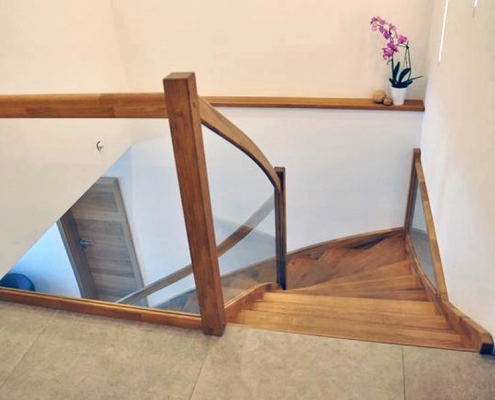 stiege treppe geländer